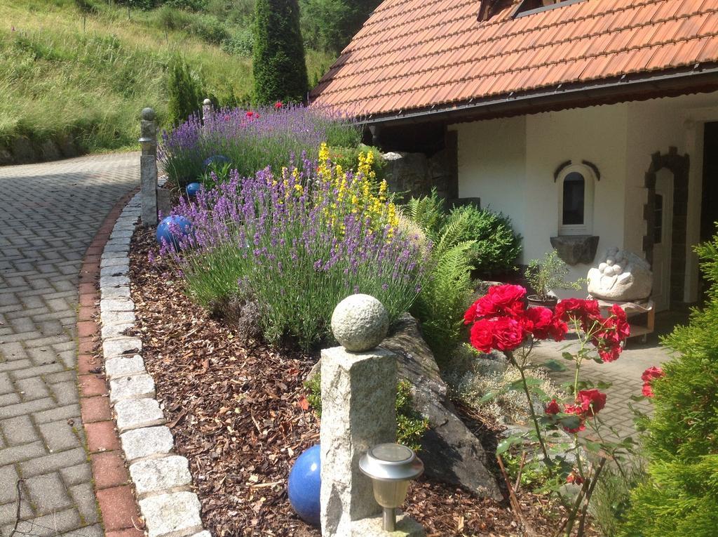 Holzbildhauerei Kammerer Triberg im Schwarzwald Εξωτερικό φωτογραφία