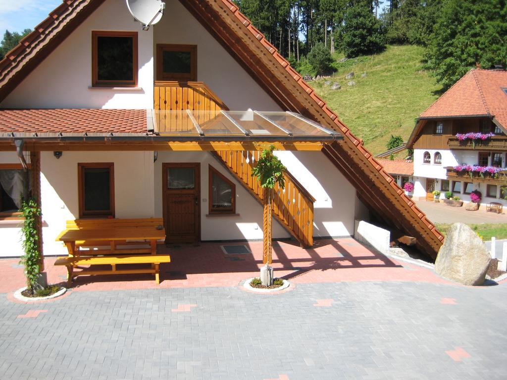 Holzbildhauerei Kammerer Triberg im Schwarzwald Εξωτερικό φωτογραφία
