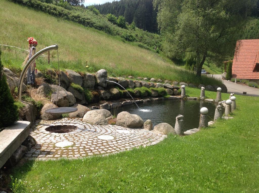 Holzbildhauerei Kammerer Triberg im Schwarzwald Εξωτερικό φωτογραφία