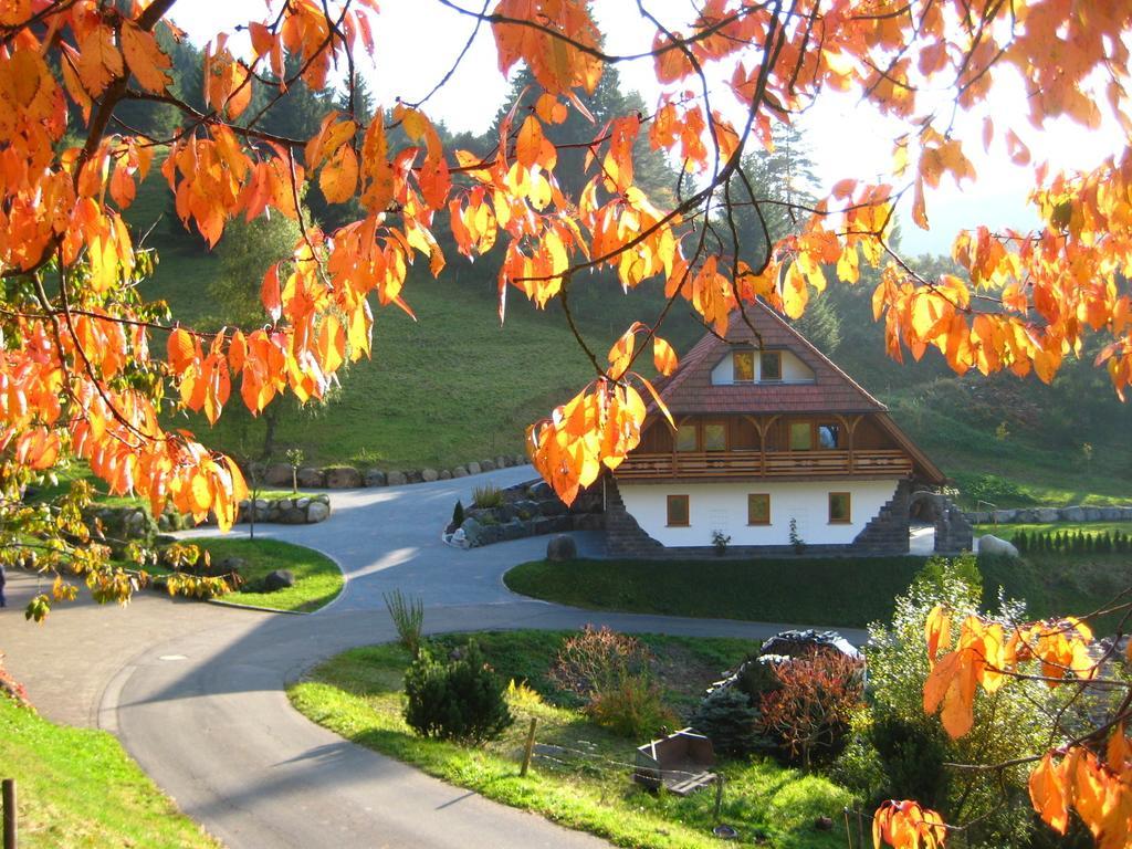Holzbildhauerei Kammerer Triberg im Schwarzwald Εξωτερικό φωτογραφία